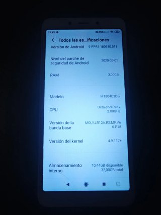 Xiaomi Gold/White Smartphone