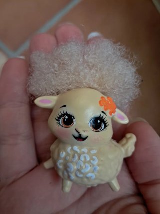 Muñeca Enchantimals Oveja con Mascota