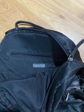 Mochila negra Primark