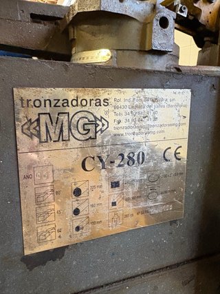 Sierra de cinta industrial MG CY-280