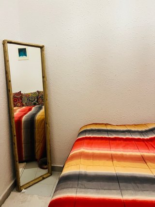 Se alquila habitación POR NOCHE Barcelona