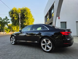 Audi A4 LIMUSINE MANUAL MOTOR POTENTE 2.0 TDI