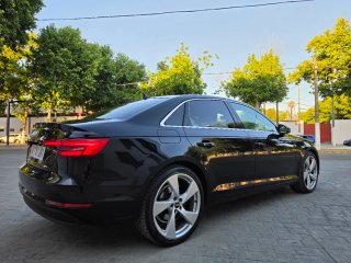Audi A4 LIMUSINE MANUAL MOTOR POTENTE 2.0 TDI