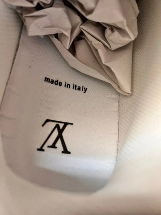 Louis Vuitton Scarpa L Grigie Taglia 42