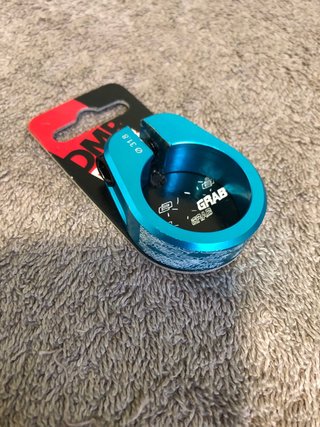 Abrazadera sillín DMR 31.8mm azul MTB