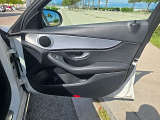 Mercedes-Benz Clase C 220 cdi 170 cv pegatina C201
