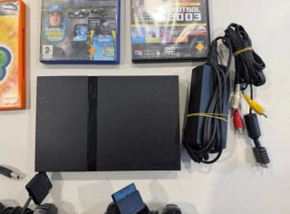 Consola PlayStation 2 Slim Negra + 4 Juegos