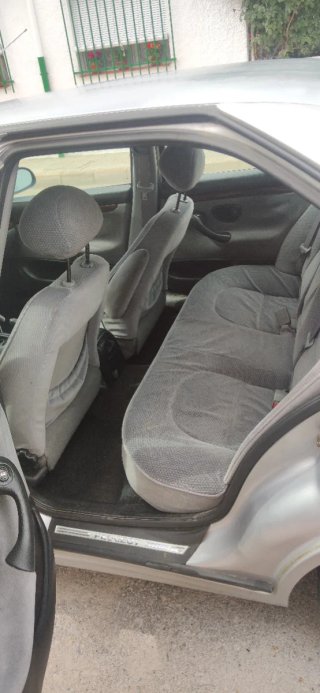 Peugeot 406 turbo diesel 110 cv gasta mui poco