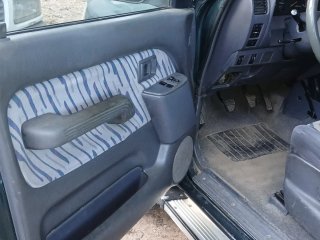Toyota Land Cruiser 2000