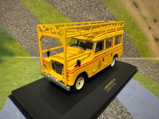 Land Rover 109 Correos escala 1/43