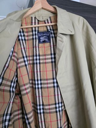 Gabardina Burberry Beige Clásica