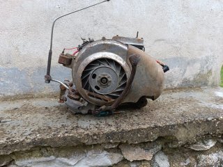 Motor Vespa 04M Completo,gira para piezas-reparar