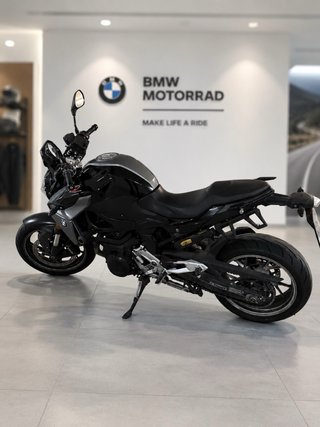 BMW F900R 105cv 2023