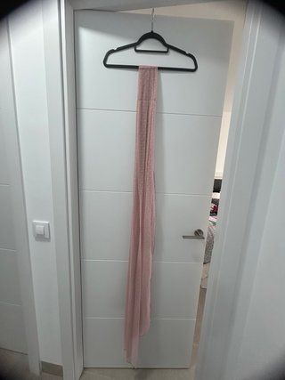 Vestido rosa largo con fajín