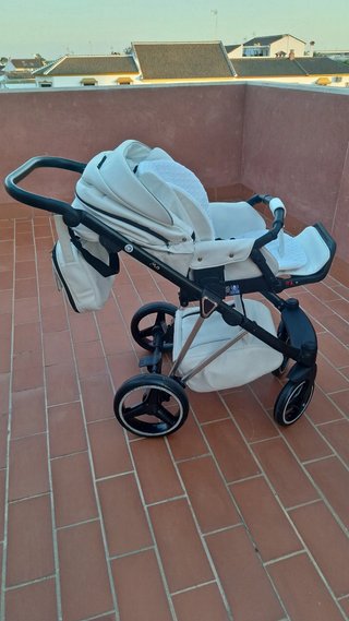 Carro capazo y sillita bebé