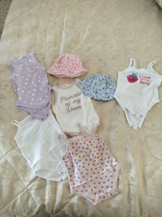 Lotto abbigliamento bambina 9-12 mesi