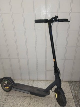 Patinete Eléctrico Negro