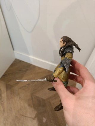 El señor de los anillos figura de elrond toybiz