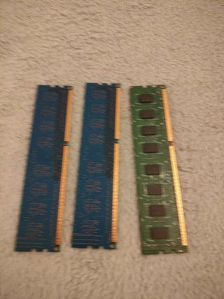 Lote 3 memorias RAM 2GB DDR3 PC3-10600U
