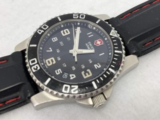 otros relojes victorinox swiss army  24137