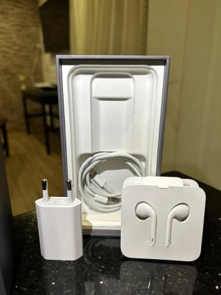 iPhone 8 64GB NUEVO SIN USAR 100% BATERÍA