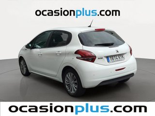 Peugeot 208 PureTech Signature 60 kW (82 CV)