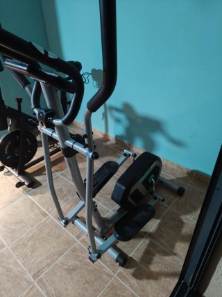 Nueva Máquina de entrenamiento elíptica