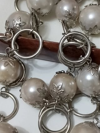 Collana con sfere enormi lunga 150 cm