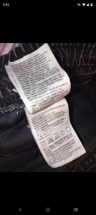 Pantalón corto vaquero negro