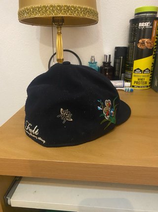 Gorra New Era Edición Limitada Negra