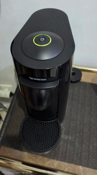 Cafetera DeLonghi Vertuo Plus Negra
