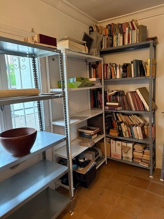 Estanterías Metálicas de calidad y libros