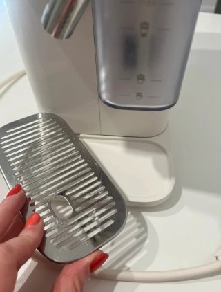 Nespresso Lattissima One Macchina Caffè