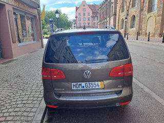Volkswagen Touran 2011