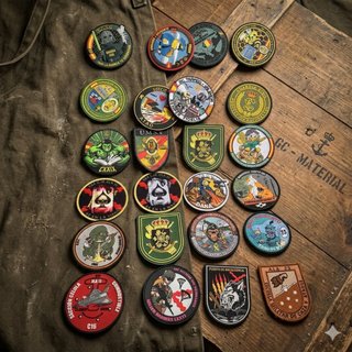 Lote de Parches Militares Variados