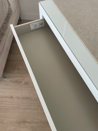 Tocador/Escritorio Ikea Malm Blanco y Cristal
