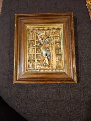 Cuadro antiguo cera hombre biblioteca