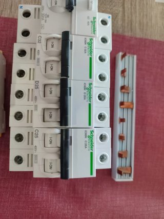 Schneider Interruptores Automáticos