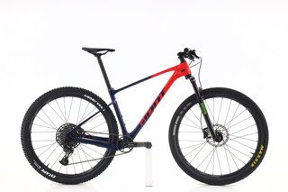 Bicicletta da Montagna Giant Rossa e Blu