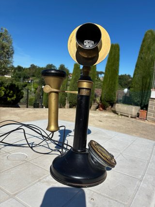 Telefono antico da collezione