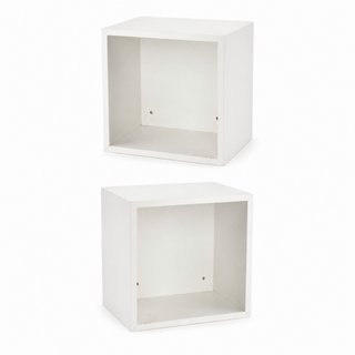 Mesas de madera blancas