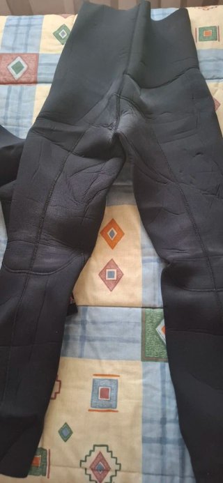 Traje Neopreno de 2 piezas, Cressi 5mm.