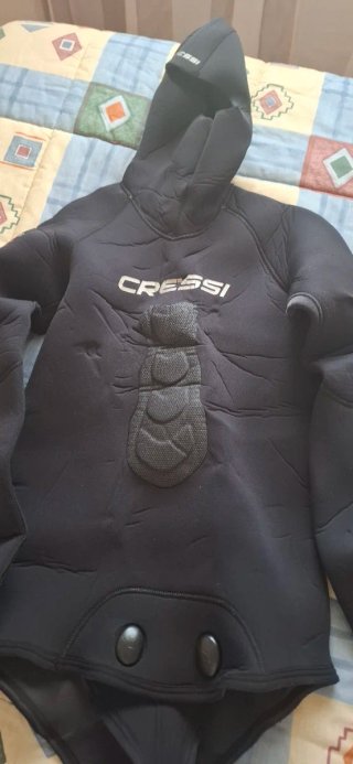 Traje Neopreno de 2 piezas, Cressi 5mm.