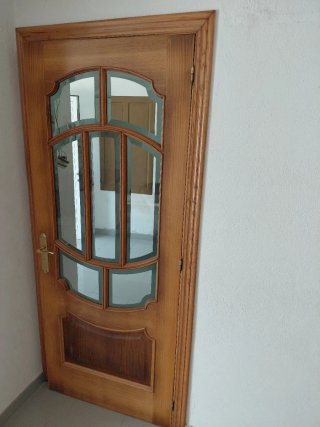 Puertas de madera de castaño con cristal