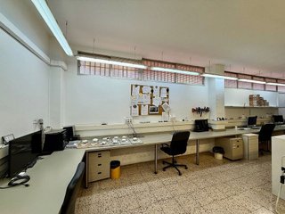 Local comercial en venta en Centre en Cornellà de Llobregat