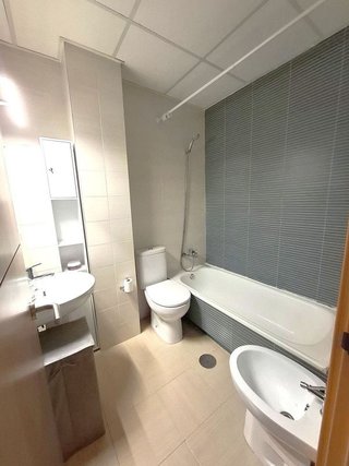 Piso en alquiler en Gelves