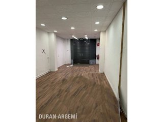 Local comercial en alquiler en Sant Pere en Terrassa