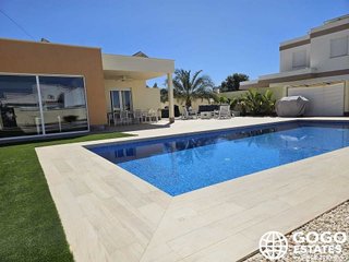 Casa en venta en La Siesta - El Salado - Torreta en Torrevieja