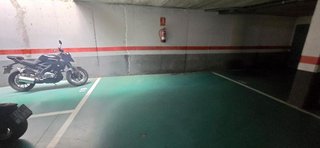 Garaje en alquiler en Centre en Badalona