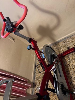 Bicicleta de Spinning Roja